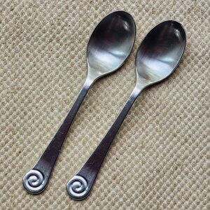 Lot of 2 Robert Welch AMMONITE SATIN Teaspoons 18/10 Stainless China Designer